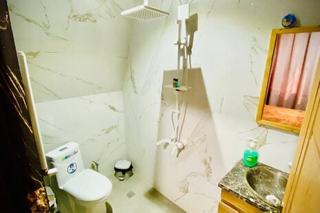 کلبه سوئیسی دوخواب هیرکانی در زیرآب