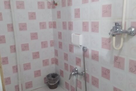 سوئیت پنج تخت کاج در قم