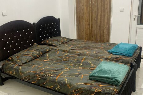 آپارتمان مبله دوخواب (واحد2) در قشم