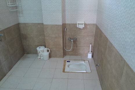 واحد دوخواب با زمین بازی در طبقه همکف ویلا در فومن