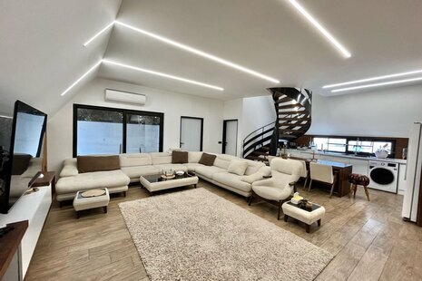 کلبه سوئیسی استخردار سه خواب هاوایی در محمودآباد