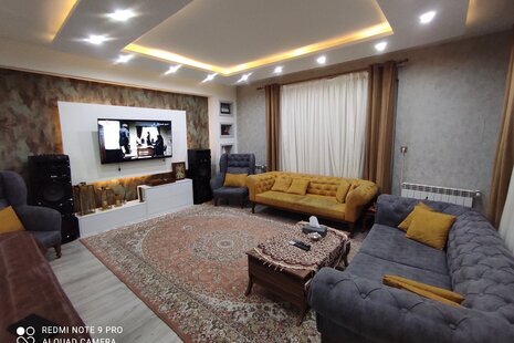 ویلا تریپلکس استخردار دو خواب در زیباکنار