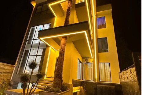 ویلا تریپلکس 6 خواب استخردارVIP در ایزدشهر