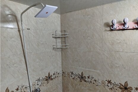 واحد تکخواب در طبقه اول ویلا نگارخاتون در رودبار