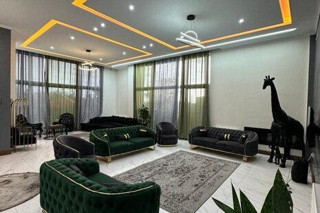 ویلا دوبلکس چهارخواب استخردار با جکوزی برمودا در رودهن