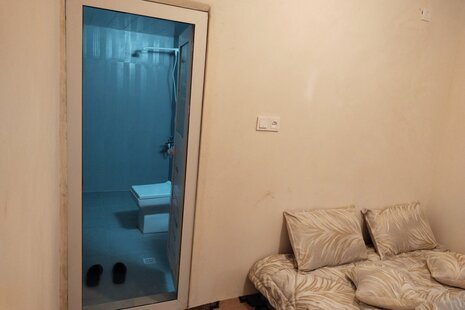 اتاق مبله پریشکو در اقامتگاه بومگردی قشم