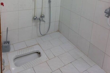 سوئیت (5نفره) در مسافرخانه مشهد