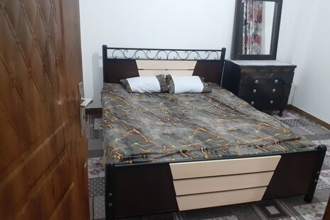 واحد تک خواب در طبقه همکف ویلا در چالوس