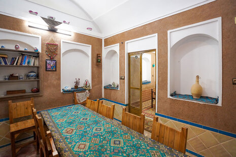 اتاق 4 دراقامتگاه بومگردی ورزنه