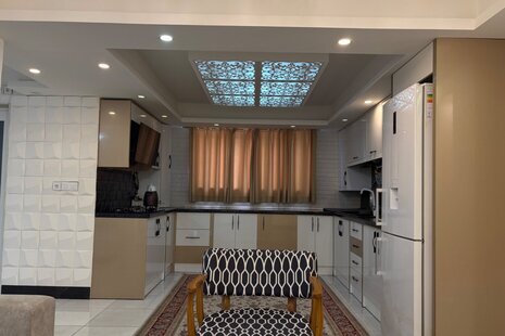 واحد استخردار دوخواب شازده در طبقه همکف ویلا بندرانزلی