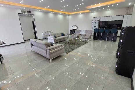 ویلا استخردار (درختی) دو خواب در چهارباغ