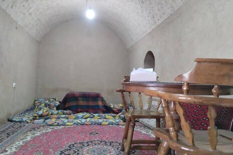 اتاق اپرانیک در اقامتگاه بومگردی همدان