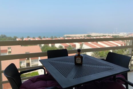 آپارتمان مبله تکخواب ساحلی در دامون کیش