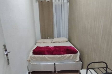 اتاق110 در مسافرخانه هلال احمر تهران