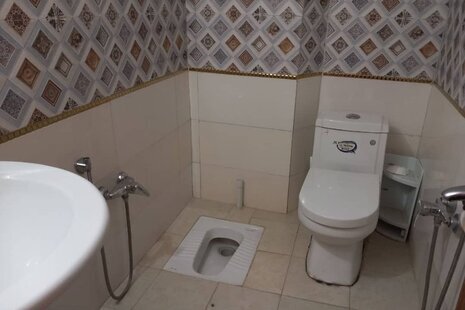 اتاق 30 متری واحد 4 در بومگردی ابیانه نطنز