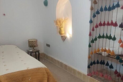 واحد مبله گندم در اقامتگاه بوم گردی در یزد