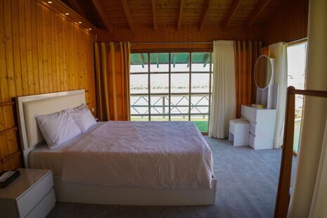 کلبه شناور در دهکده گردشگری عسلویه