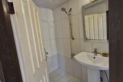 سوئیت مبله 3 هیرمند در کیش