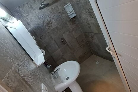 واحد تکخواب مبله در هتل آپارتمان بندر انزلی