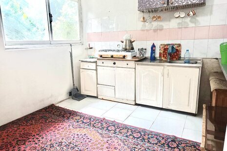 واحد تکخواب نیکوکار 1 در طبقه اول ویلای چالوس