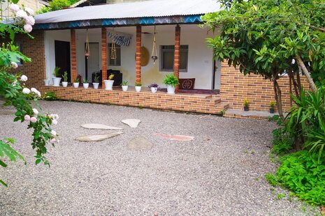 سوئیت مبله(1) در باغ ویلا رشت