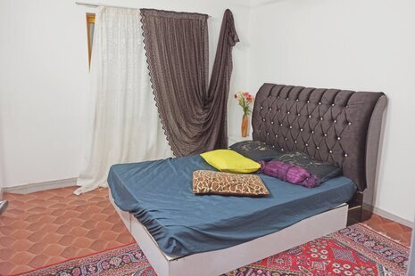 واحد تکخواب در طبقه ی اول ویلا محمود آباد