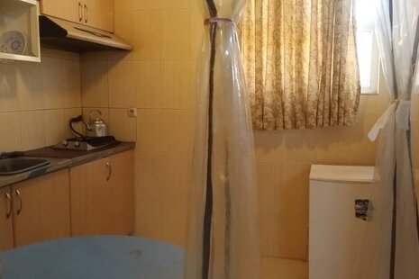 سوئیت پنج تخته در میهمانپذیر قم