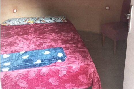 واحد نخل جنوب و ساحل رنگی در اقامتگاه بومگردی هرمز