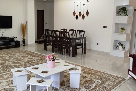 واحد دوخواب درطبقه اول ویلا در رامسر