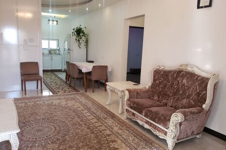 واحد تکخواب خاله معصومه در طبقه دوم ویلای امامزاده عبداله