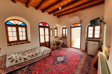 اتاق خوش نشین در اقامتگاه سنتی نطنز