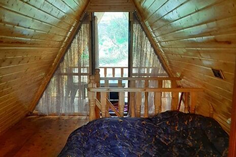 کلبه سوئیسی دوبلکس تکخواب جکوزی دار در شیرگاه