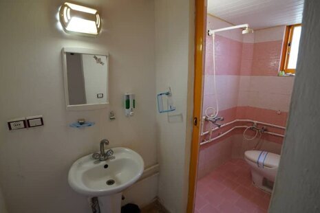 واحد مبله سه خواب در هتل آپارتمان نوشهر