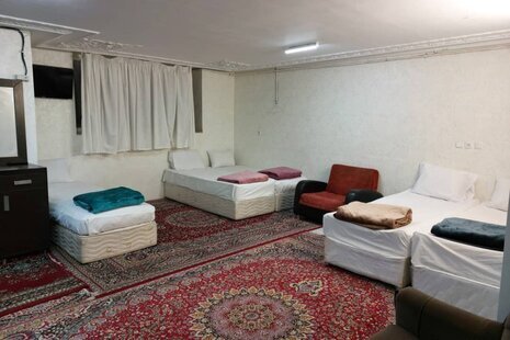 سوئیت 5 تخته در مسافرخانه در مشهد