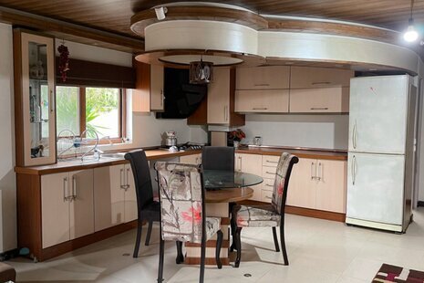 واحد دوخواب در طبقه اول ویلا نسیم در شهر محمود اباد