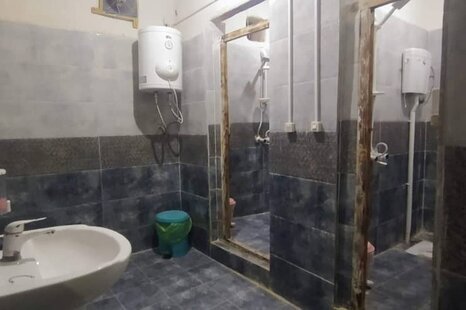 اتاق موج اقامتگاه بومگردی در سوزا