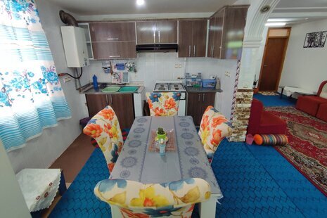 واحد تکخواب مبله در طبقه همکف ویلا جنگلی رحیم آباد