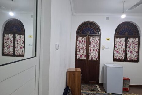 اتاق سه نفره ساحلی (9) در اقامتگاه بومگردی بوشهر