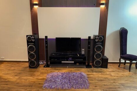 ویلا استخردارچهار خواب  ستاره در چهارباغ