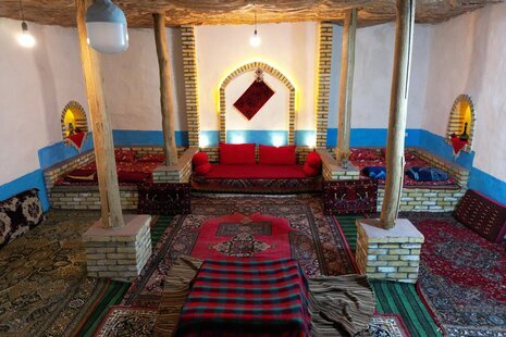 سوئیت ویلا سنتی در روستای گردشگری قینرجه تکاب