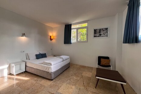 اتاق سه نفره در هاستل اصفهان