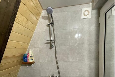 کلبه دوبلکس سوئیسی رز در کلاردشت