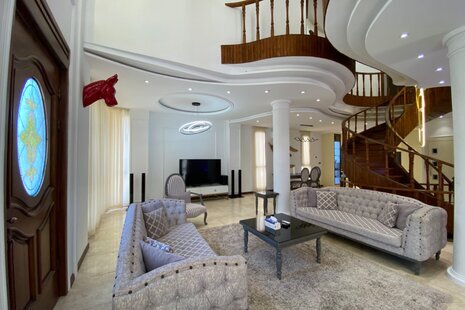 ویلا تریپلکس استخردار چهارخواب در کیش