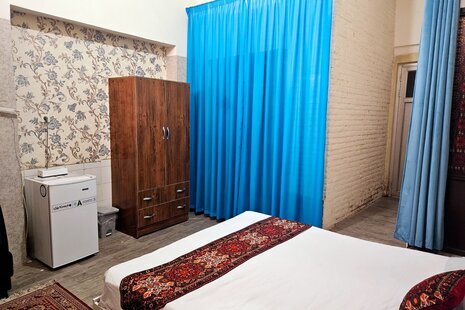 اتاق 12 متری گلبهار 8 دراقامتگاه بوم گردی اصفهان