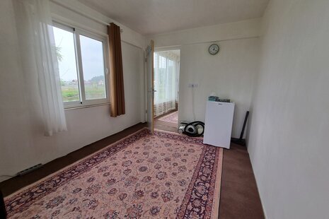 واحد تکخواب سکوت سقالکسار در طبقه دوم ویلای رشت