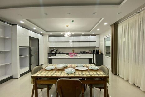 آپارتمان مبله دوخواب ساختمان گلد شبنم در قشم