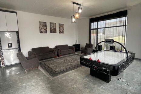 ویلا مبله دو خواب استخردار در چهارباغ