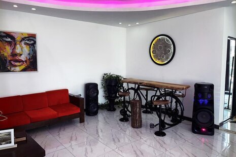 ویلا دوخواب استخردار مبله در چهارباغ