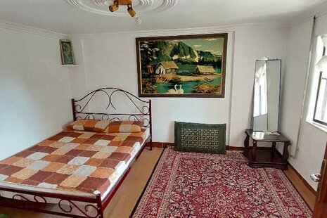 واحد دوخواب در طبقه همکف ویلا پره سر