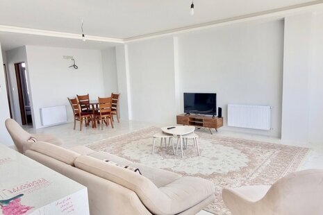 آپارتمان مبله دو خواب ارغوان 6 در شیراز